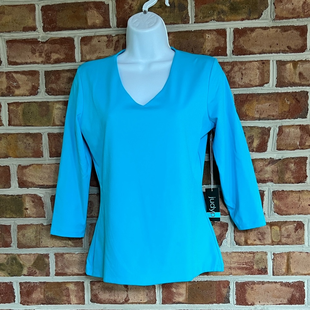NWT Judy P Blue Stretch V-Neck Women's Blouse top 3/4 length sleeves. Small